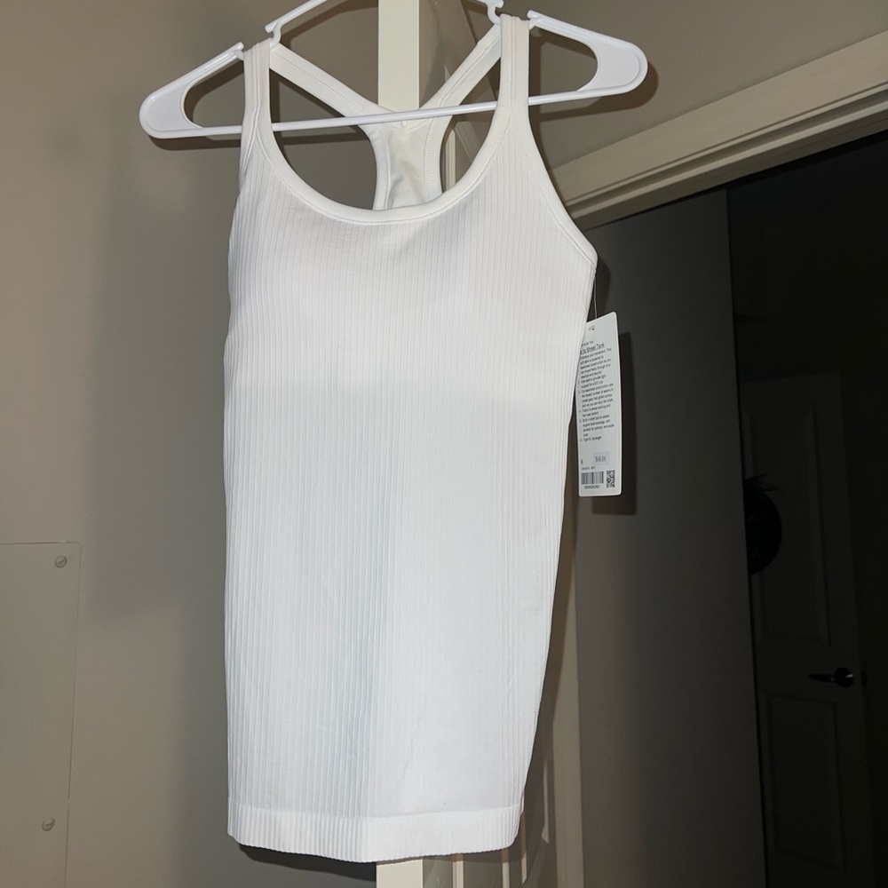 Brand new lululemon ebb to street tank